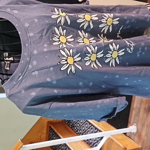 👚LOVE ☮️ & LAZY DAYS CROPPED T SHIRT👚 - Picture 2 of 9